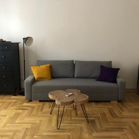 Luxury New Apartment With Gallery At Dob Street Nearby Gozsdu Court Budapeste Exterior foto
