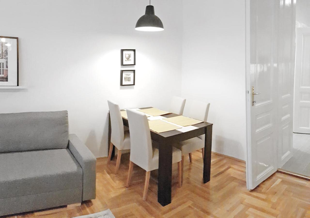 Luxury New Apartment With Gallery At Dob Street Nearby Gozsdu Court Budapeste Exterior foto