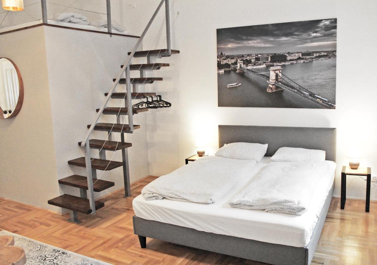 Luxury New Apartment With Gallery At Dob Street Nearby Gozsdu Court Budapeste Exterior foto